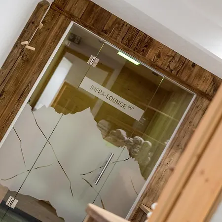 奥特凯撒酒店 招待所 索尔登